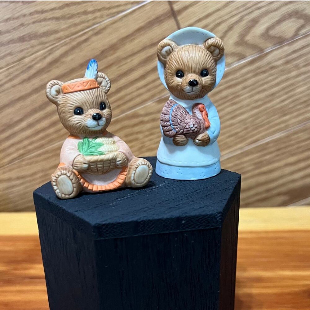 Vintage Homco Set 5312 Ceramic Figurines Thanksgiving Bears Fall Harvest 2 Piece
